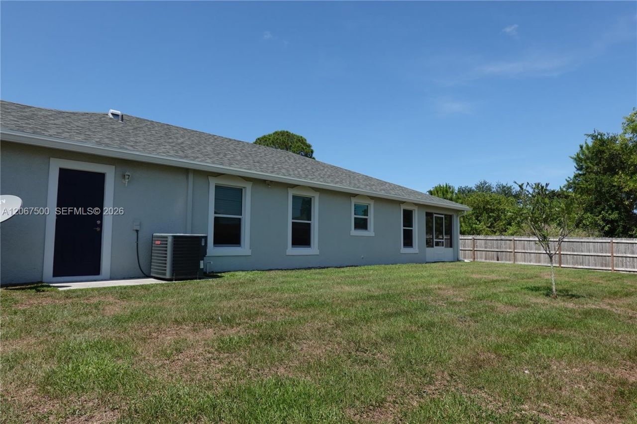 2167 SW Best St , Port Saint Lucie, FL 34984 Photo