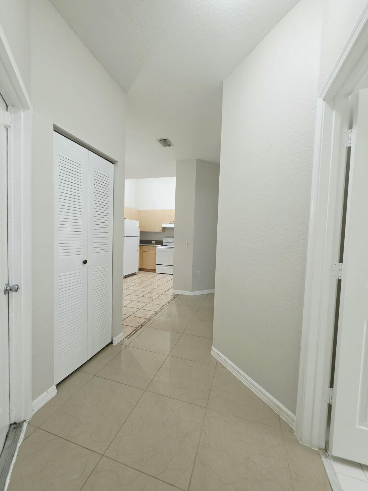 260 Crestwood Circle, Unit 102, Royal Palm Beach, FL 33411 Photo