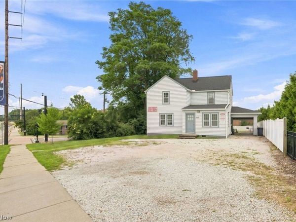 642 E Summit Street , Kent, OH 44240
