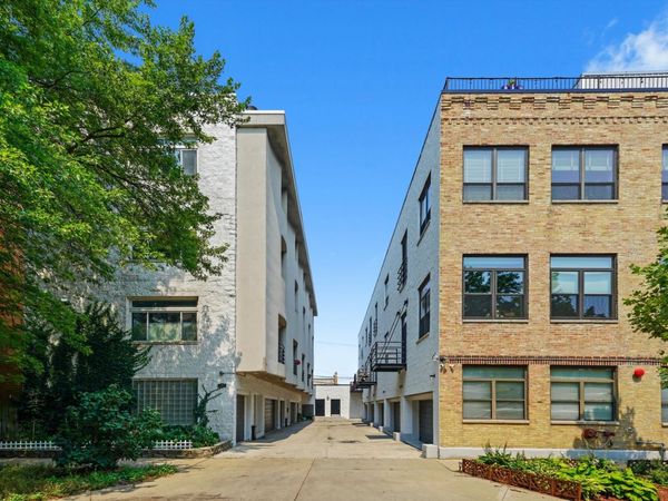 2231 N Lister Avenue , Unit D, Chicago, IL 60614