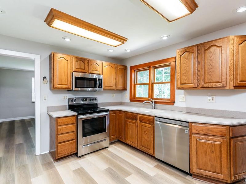 2944 North Bend, Green Township, OH 45239 Photo 8
