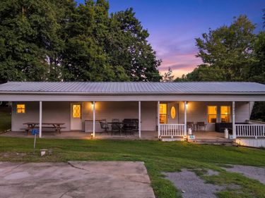 1842 Highway 1383, Russell Springs, KY 42642