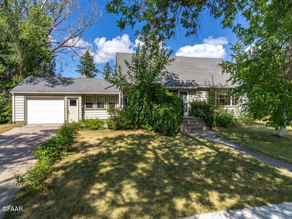 1718 RADISSON Road , Crookston, MN 56716