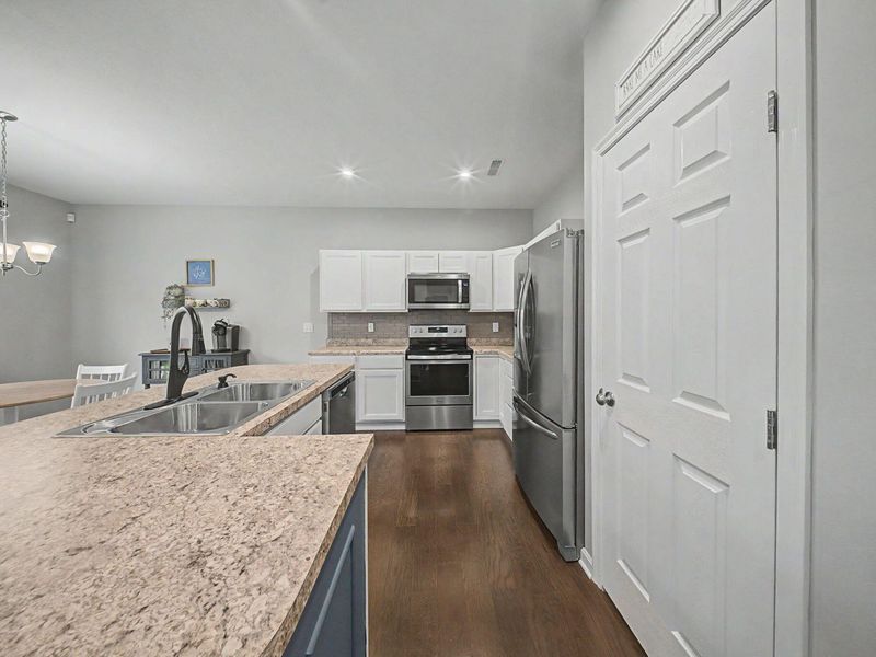 6508 Saint Ibar Court, Union, KY 41091 Photo 12