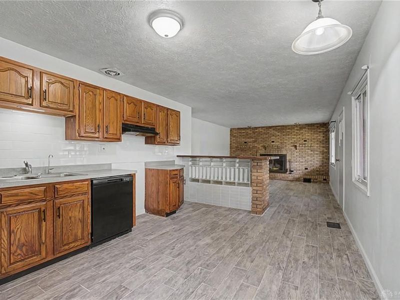 249 Ridgebury Drive, Xenia, OH 45385 Photo 5