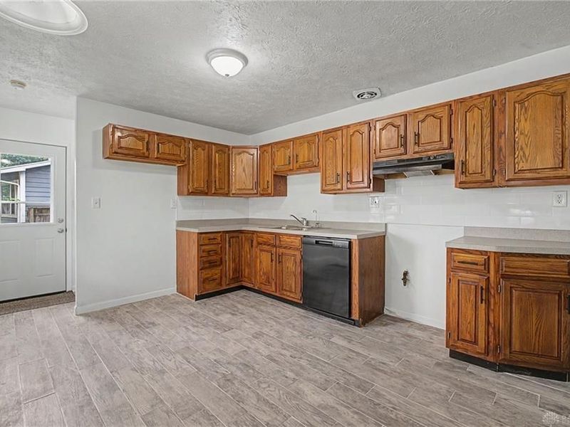249 Ridgebury Drive, Xenia, OH 45385 Photo 6