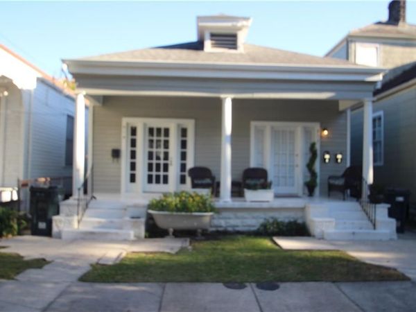919 DUBLIN Street , New Orleans, LA 70118