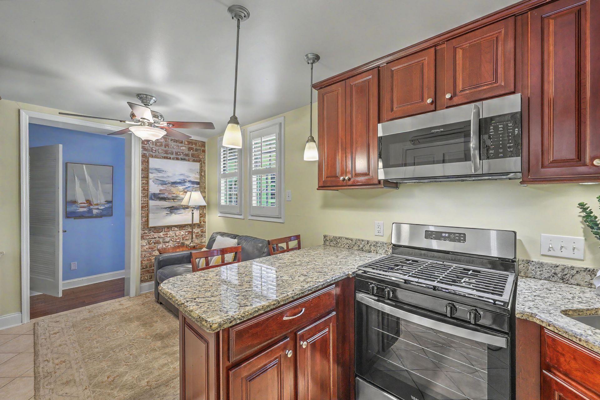 53 Hasell Street Photo 12