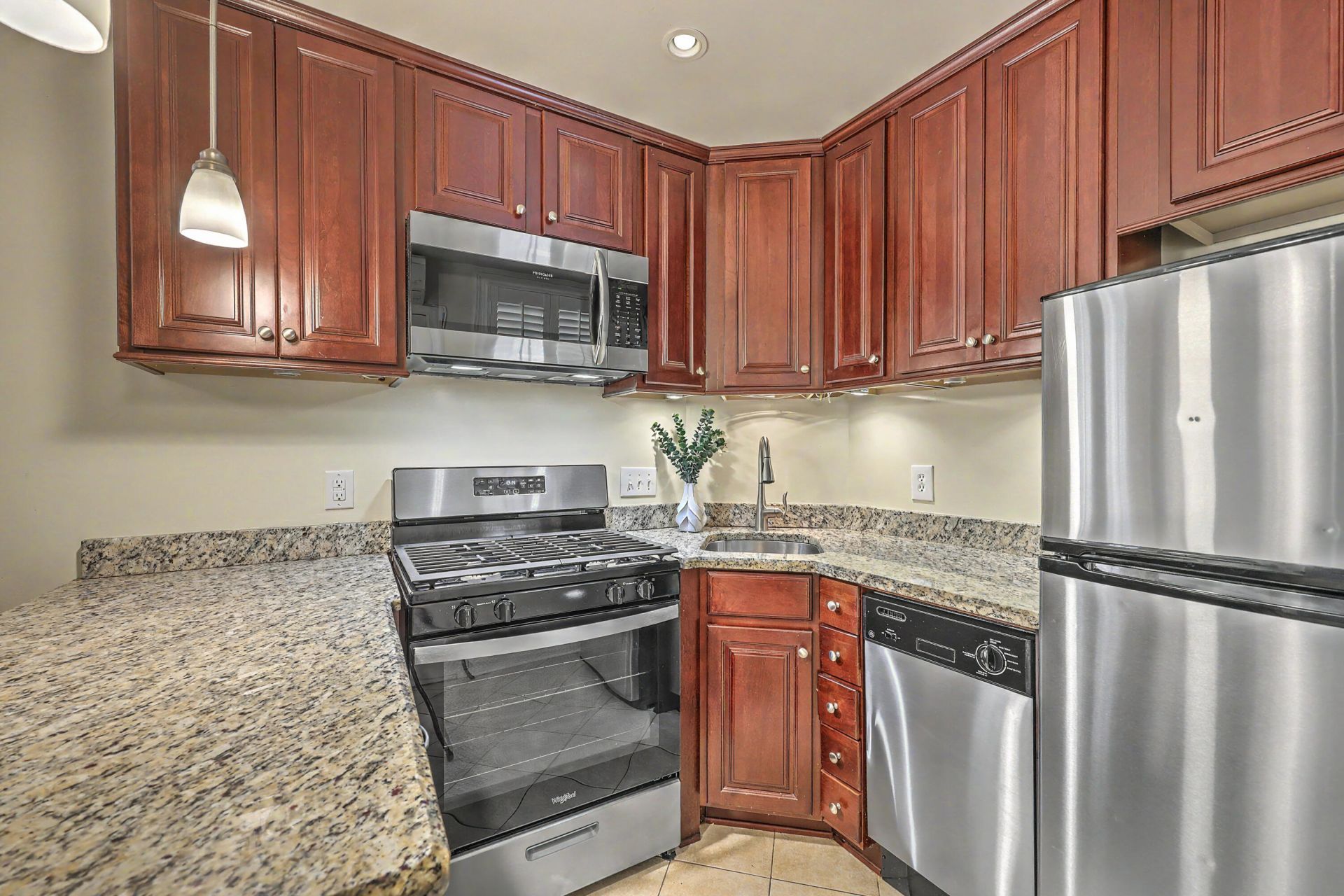 53 Hasell Street Photo 13