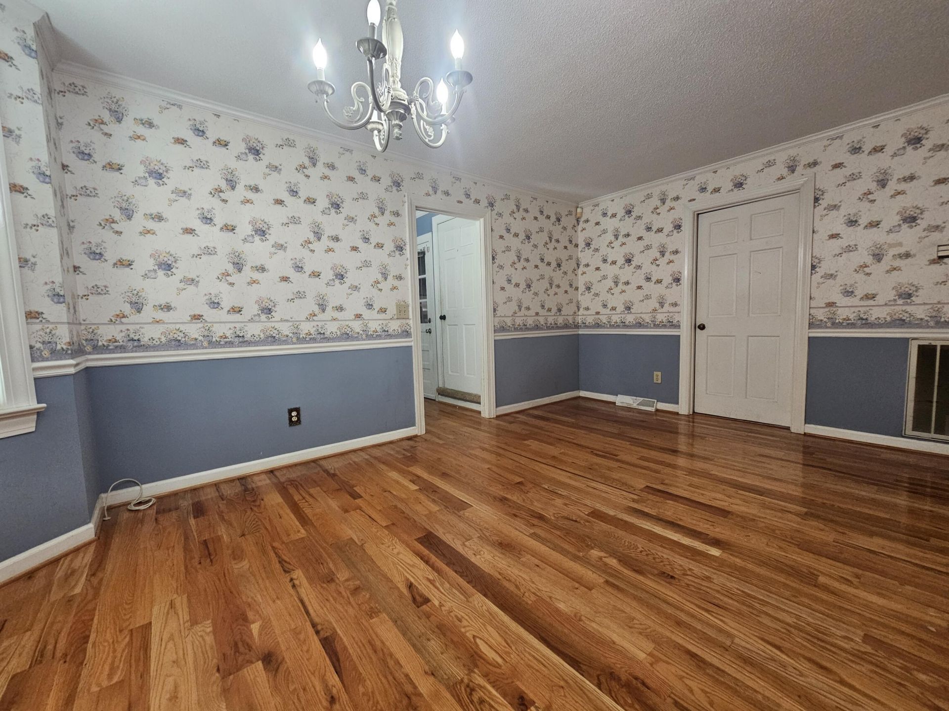 1567 Sanford Road Photo 9