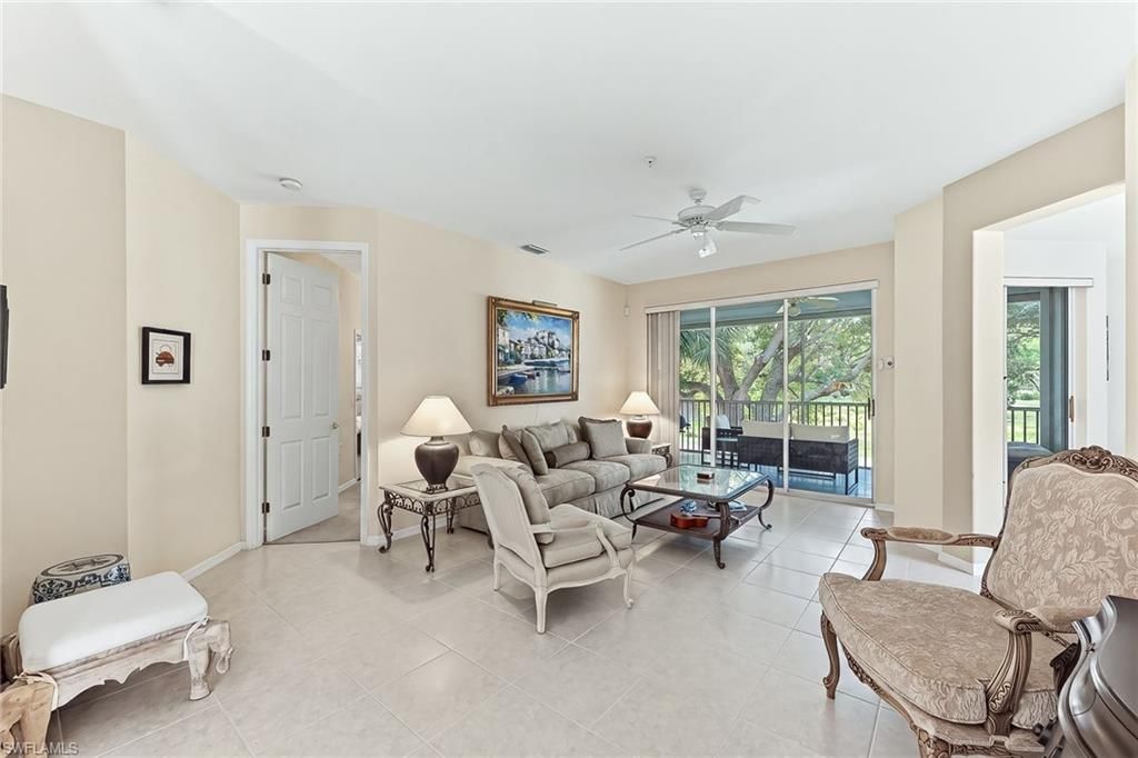 2190 Arielle Dr, Unit 901, Naples, FL 34109 Photo