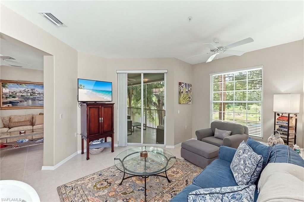 2190 Arielle Dr, Unit 901, Naples, FL 34109 Photo