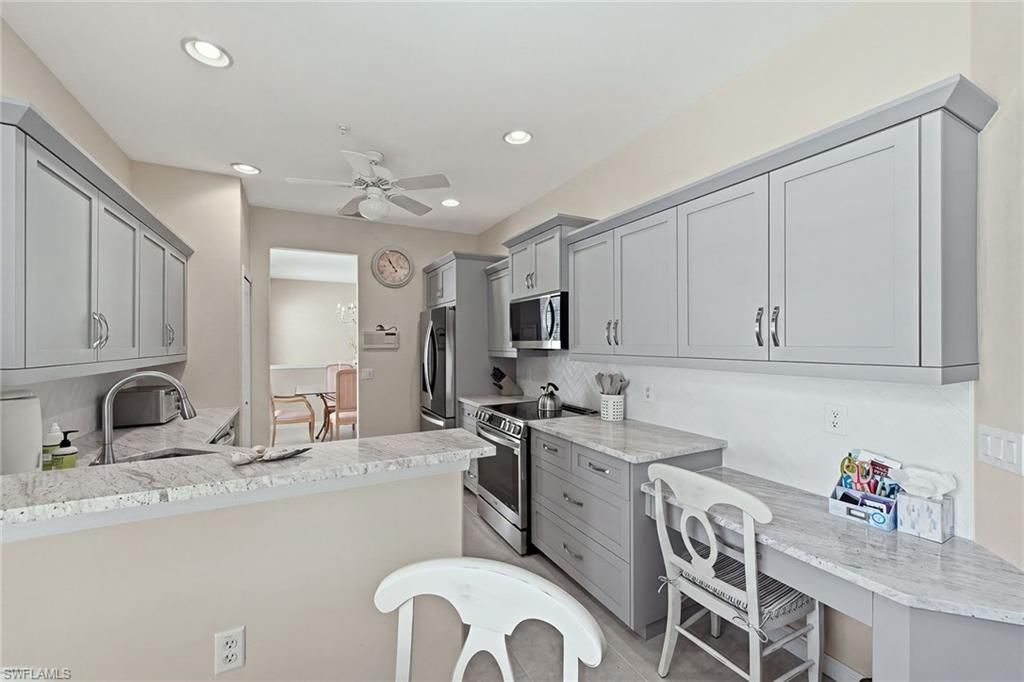 2190 Arielle Dr, Unit 901, Naples, FL 34109 Photo