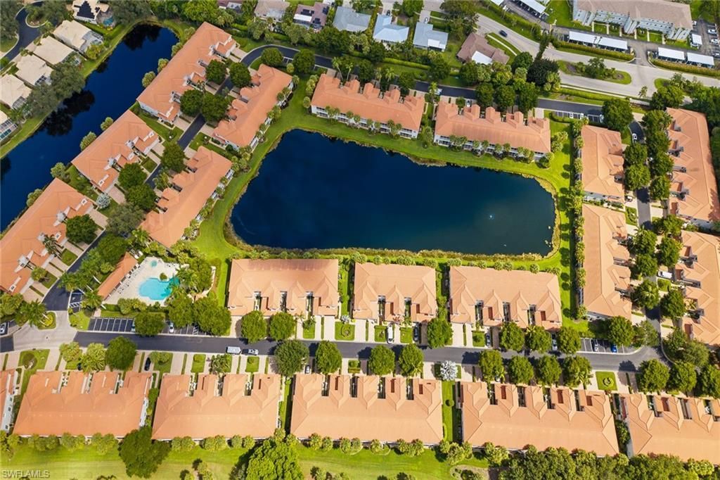 2190 Arielle Dr, Unit 901, Naples, FL 34109 Photo
