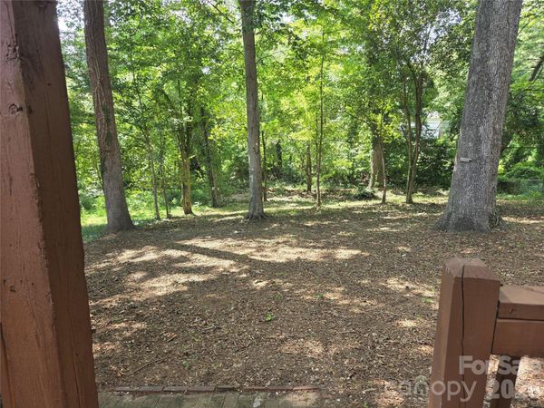 4910 Valley Stream Road , Charlotte, NC 28209