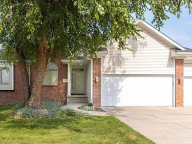 4850 Thomasbrook Lane, Lincoln, NE 68516