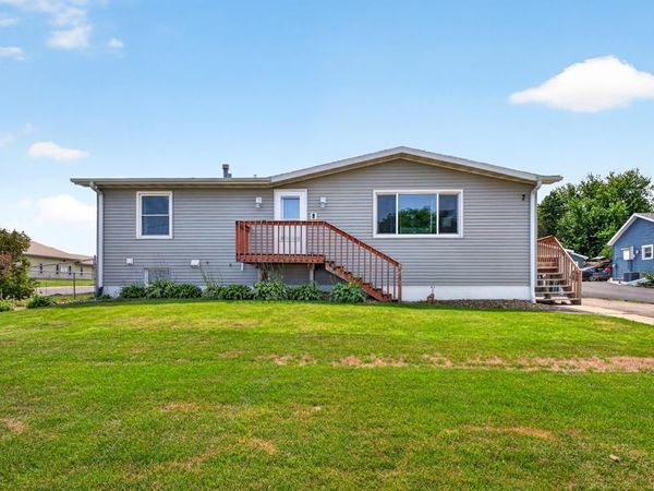 102 5th Street SW, Kasson, MN 55944