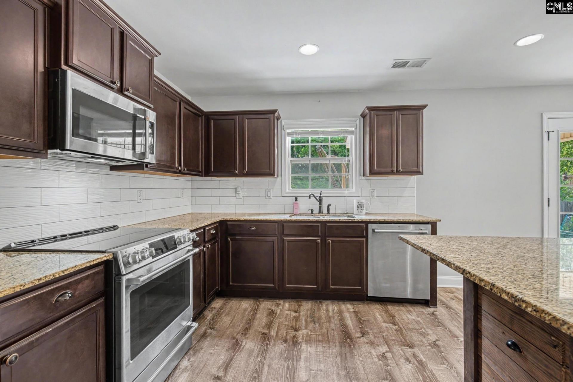308 Emanuel Creek Drive  Photo 10