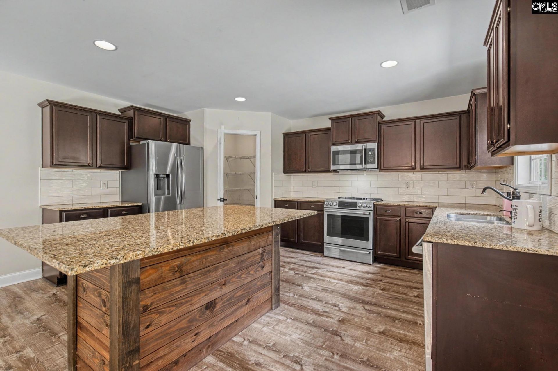 308 Emanuel Creek Drive  Photo 12