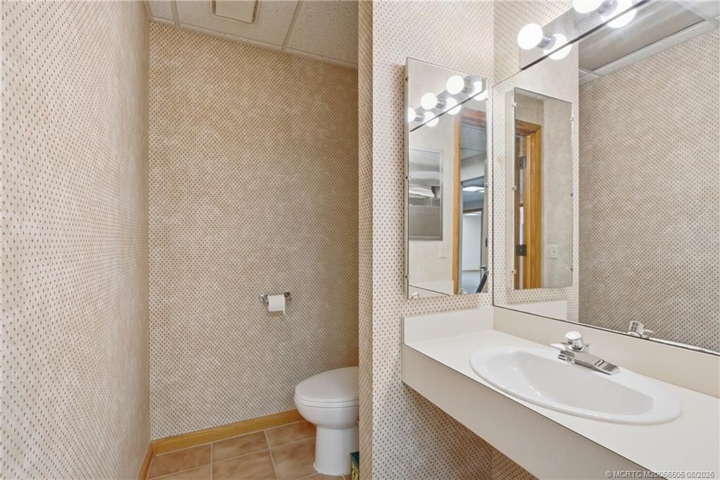 900 SE Ocean Boulevard, Unit C 120, Stuart, FL 34994 Photo