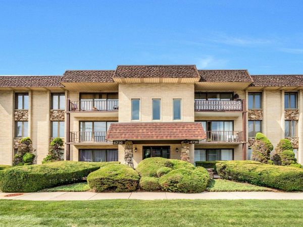 4716 W 106th Place , Unit 1C, Oak Lawn, IL 60453