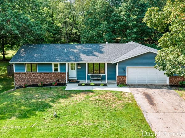 16726 James Street, Holland, MI 49424