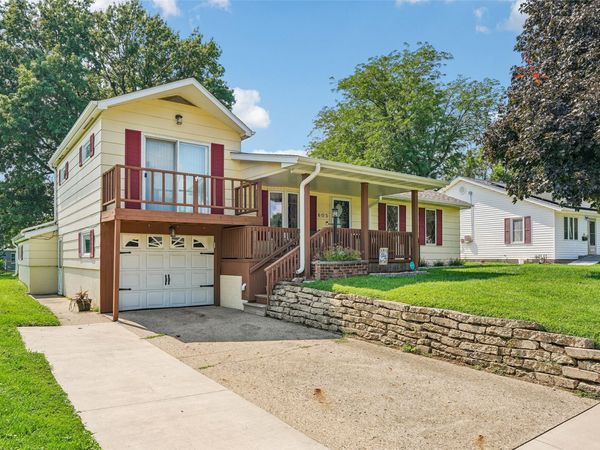 605 E 23rd Street S, Newton, IA 50208
