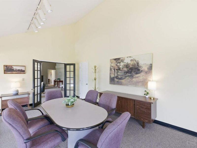7419 Kingsgate Way, West Chester, OH 45069 Photo 6