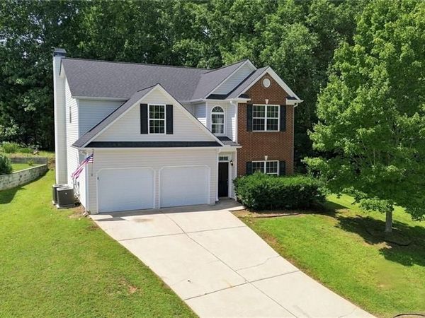 25 Trayton Way , Hiram, GA 30141