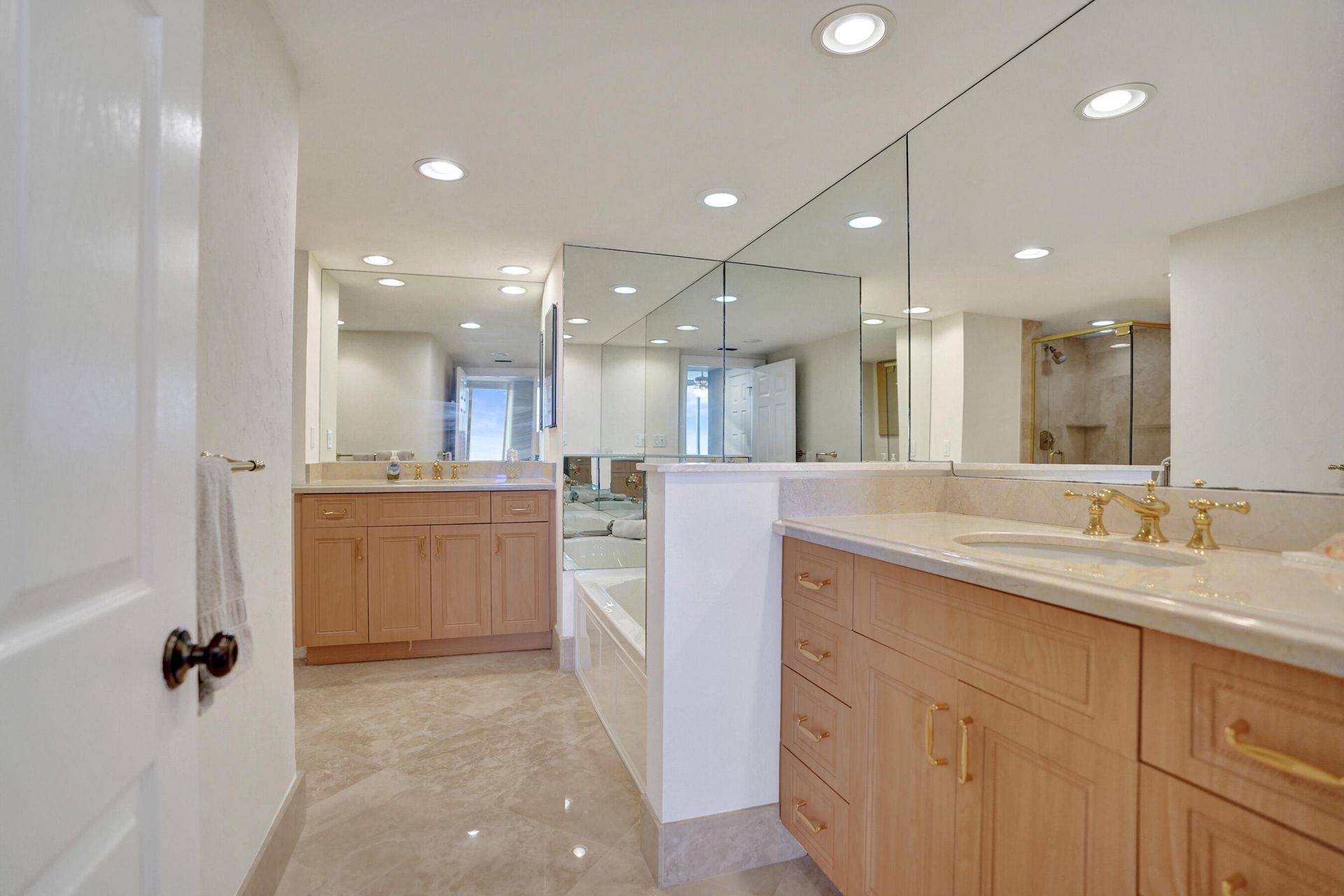 700 S Ocean Boulevard, Unit 604, Boca Raton, FL 33432 Photo