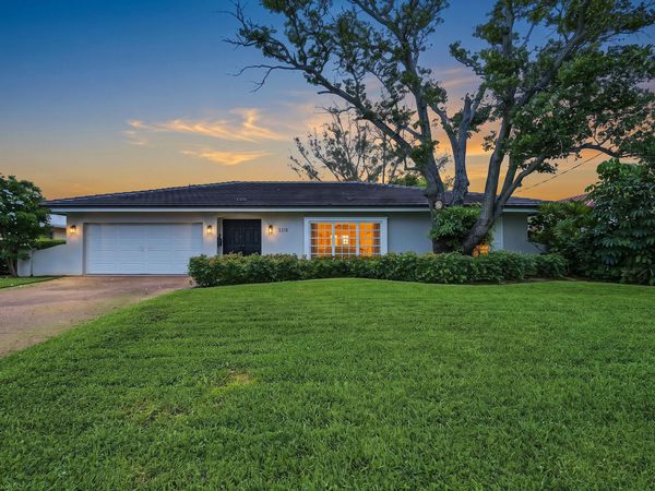 3315 NE 42nd Court, Fort Lauderdale, FL 33308
