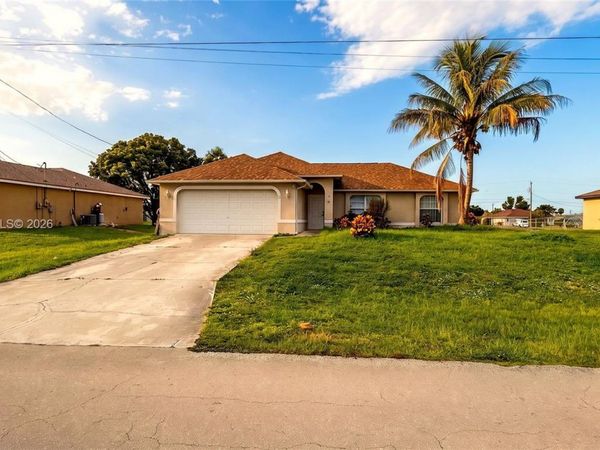 312 NE 30th, Cape Coral, FL 33909