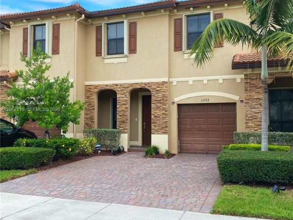 11753 SW 238th St , Homestead, FL 33032
