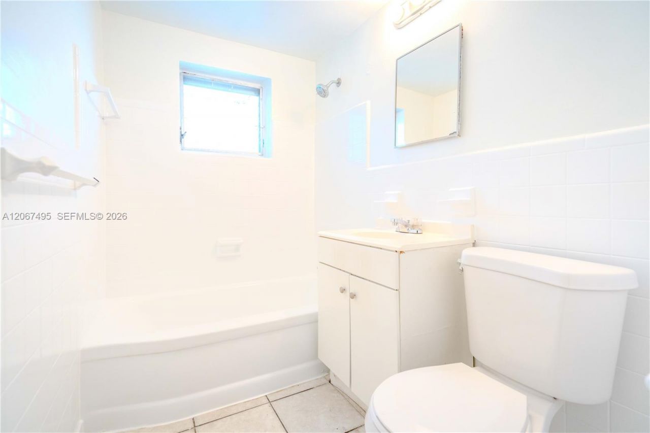 260 Navarre Ave , Unit 2, Coral Gables, FL 33134 Photo