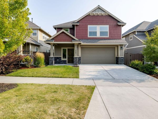 3129 NE Flagstone, Bend, OR 97701