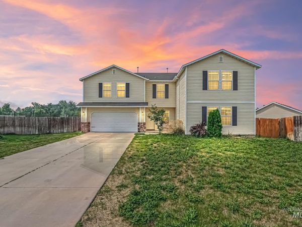 9780 W Stonewood Dr, Boise, ID 83709