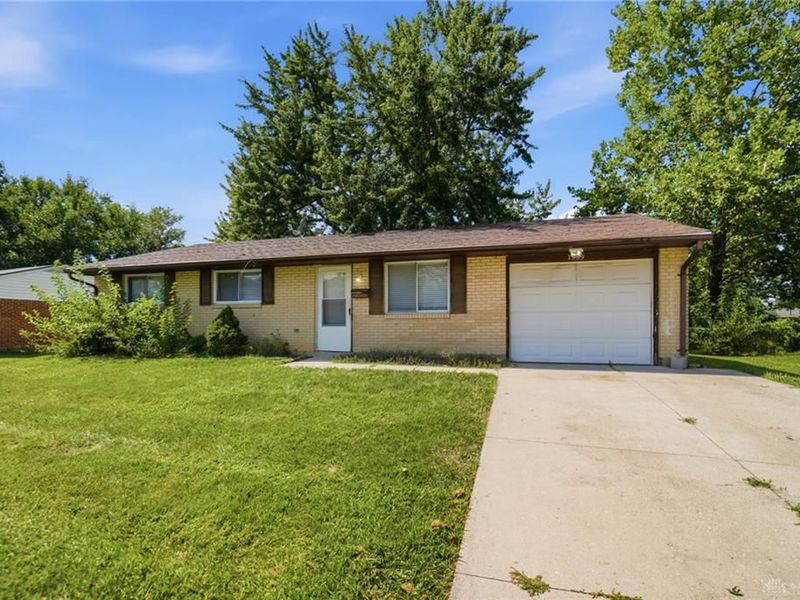7309 Maringo Drive, Huber Heights, OH 45424 Photo 3