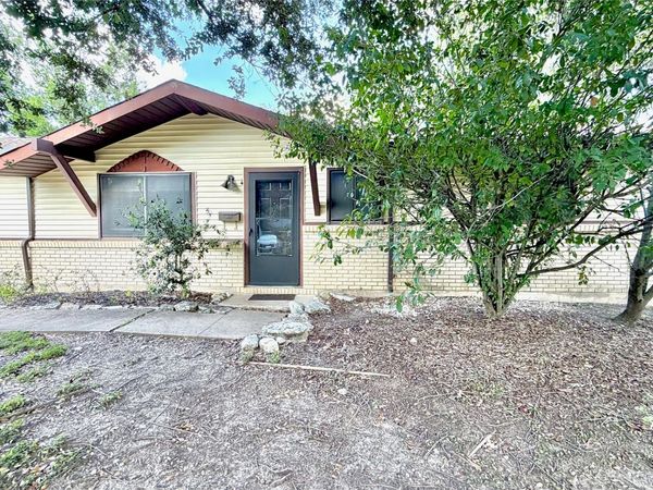 5213 Halmark DR, Austin, TX 78723