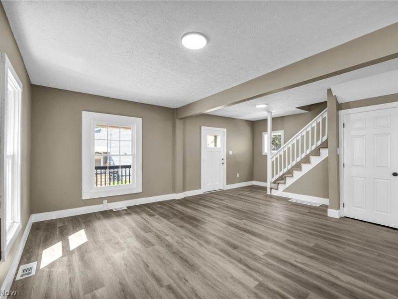 181 Spellman Court, Akron, OH 44305 Photo 11