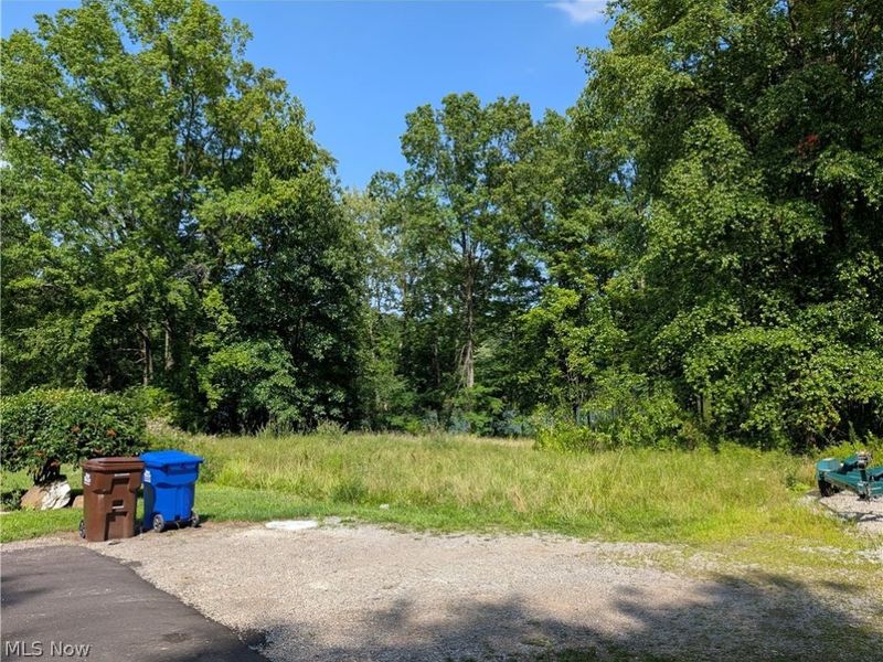 Lakeview Street , Lake Milton, OH 44429 Photo 15