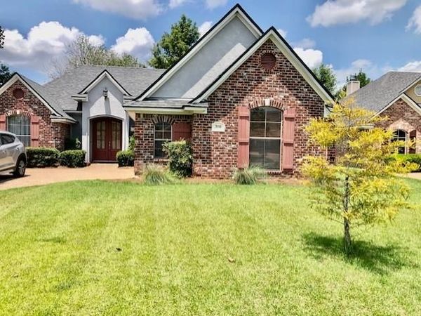 310 Montrose Place , Bossier City, LA 71111