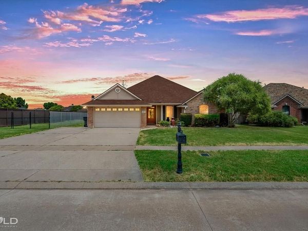 5003 General Polk Drive , Bossier City, LA 71112