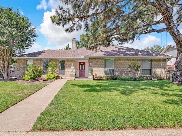 3414 Viscount Drive , Arlington, TX 76016