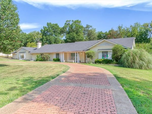 522 W High Street, Grand Saline, TX 75140