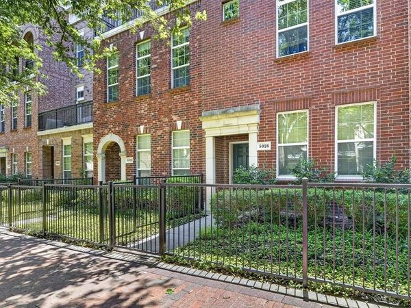 5026 Calloway Drive, Unit 163, Addison, TX 75001