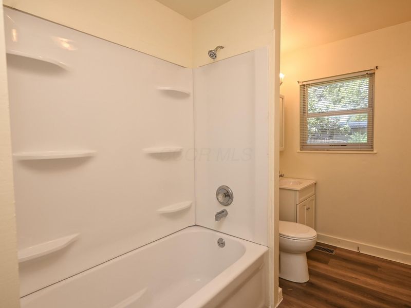 1073 Richmond Avenue , Marion, OH 43302 Photo 11