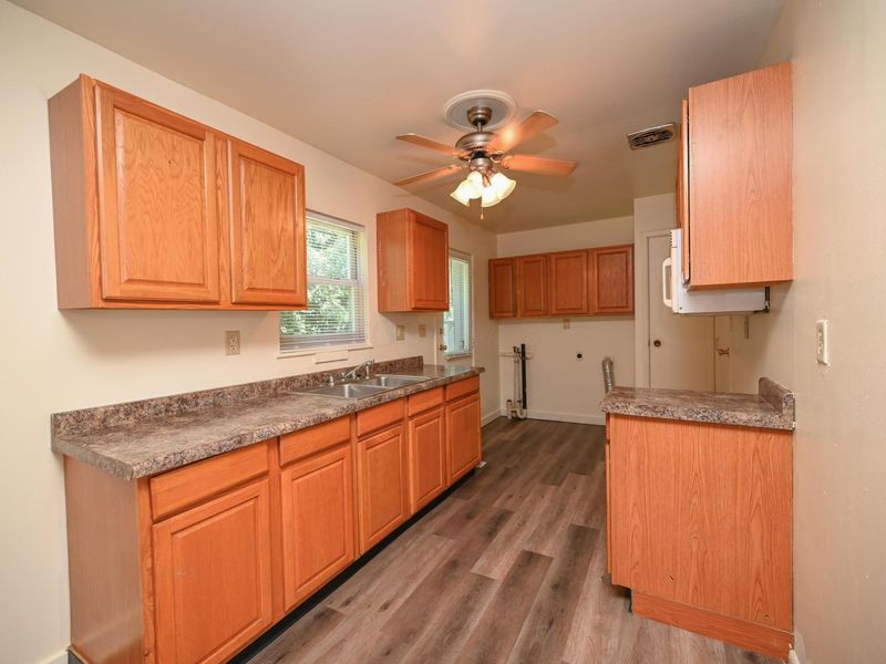 1073 Richmond Avenue , Marion, OH 43302 Photo 6
