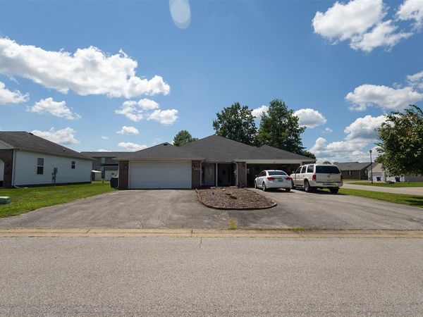 223 Wilmington Court , Bowling Green, KY 42101