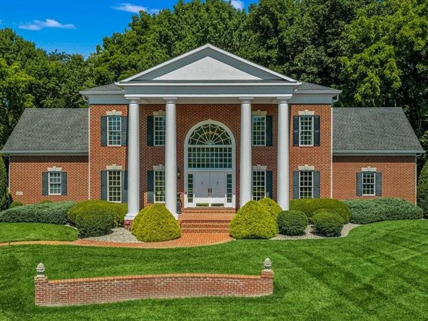 1215 Rivergreen Lane , Bowling Green, KY 42103