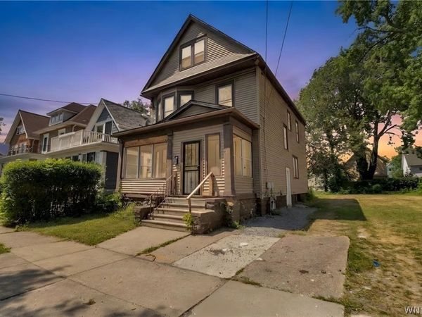 132 Royal Avenue, Buffalo, NY 14207